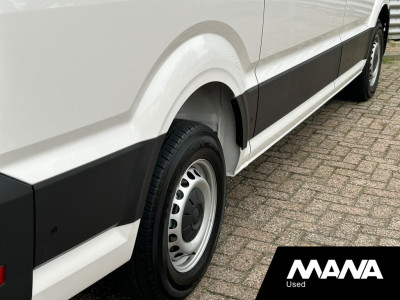 Volkswagen Crafter 35 2.0 TDI L3H3 140PK Automaat ZGAN! Cruise Airco Carplay Camera Trekhaak foto 7