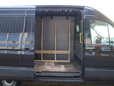 Volkswagen Crafter 35 2.0 TDI L3H3 177PK Automaat / Camera / App Connect / 3 zits foto 8