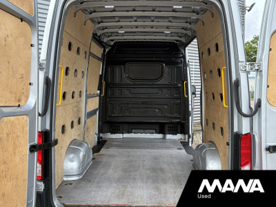 Volkswagen Crafter 35 2.0 TDI L3H3 177pk Automaat Dubbele schuifdeur Camera Airco Cruise foto 8