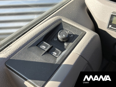 Volkswagen Crafter 35 2.0 TDI L3H3 177pk LED Automaat ClimaControl Cruise Carplay foto 16