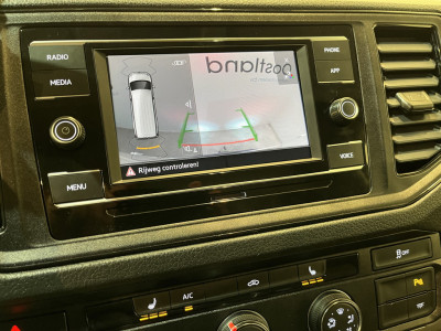 Volkswagen Crafter 35 2.0 TDI L3H3 180 PK Automaat / Euro 6 / Servicebus / Modul-System Inrichting / Euro 6 / 220V. / Trekhaak 3.000 KG / Airco / Adap. Cruise Control / Camera / CarPlay / 7.200 KM !! foto 10