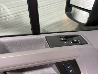Volkswagen Crafter 35 2.0 TDI L3H3 Automaat VVB522 Prijs zoals getoond foto 18