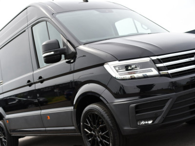 Volkswagen Crafter 35 2.0 TDI L3H3 Black Edition Camera, Adaptieve Cruise, Carplay, LED, Trekhaak, Voorruitverwarming, Sensoren, 177pk, Automaat, Uniek! 17