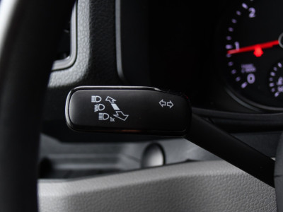 Volkswagen Crafter 35 2.0 TDI L3H3 Black Edition Camera, Carplay, LED, 177pk, Automaat, Standkachel, Geveerde stoel, Uniek! foto 11