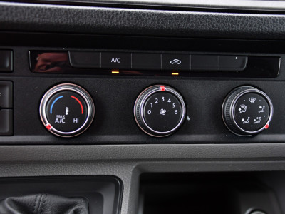 Volkswagen Crafter 35 2.0 TDI L3H3 Black Edition Camera, Carplay, LED, 177pk, Automaat, Standkachel, Geveerde stoel, Uniek! foto 18