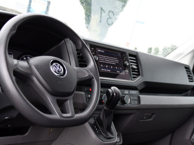 Volkswagen Crafter 35 2.0 TDI L3H3 Black Edition Camera, Carplay, LED, 177pk, Automaat, Standkachel, Geveerde stoel, Uniek! foto 2