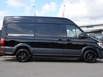 Volkswagen Crafter 35 2.0 TDI L3H3 Black Edition Full options! Adaptieve Cruise, Camera, Carplay, LED, Standkachel, Stoelverwarming, Dodehoek, Massagestoel, Automaat, Uniek! foto 10