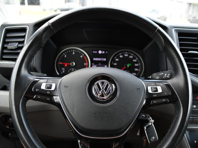 Volkswagen Crafter 35 2.0 TDI L3H3 Black Edition Full options! Adaptieve Cruise, Camera, Carplay, LED, Standkachel, Stoelverwarming, Dodehoek, Massagestoel, Automaat, Uniek! foto 14