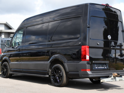 Volkswagen Crafter 35 2.0 TDI L3H3 Black Edition Full options! Adaptieve Cruise, Camera, Carplay, LED, Standkachel, Stoelverwarming, Dodehoek, Massagestoel, Automaat, Uniek! foto 3