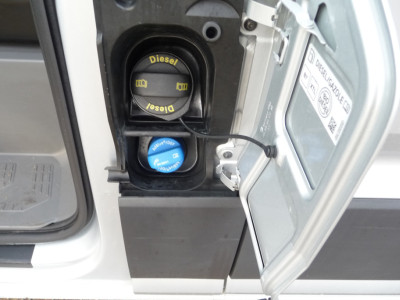 Volkswagen Crafter 35 2.0 TDI L3H3 Comfortline voorheen L2H2 FWD 140 pk 12-23 trekhaak 3000kg foto 16