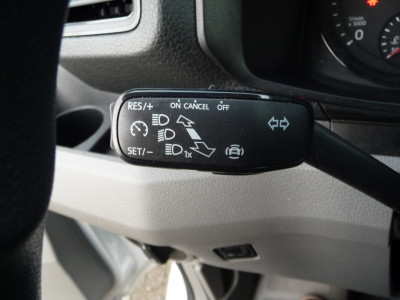 Volkswagen Crafter 35 2.0 TDI L3H3 Comfortline voorheen L2H2 FWD 140 pk 12-23 trekhaak 3000kg foto 4