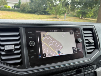 Volkswagen Crafter 35 2.0 TDI L3H3 Highline|140PK|Automaat|airco|cruise|apple carplay|achteruitrijcamer|trekhaak 3000KG trek|EURO6 foto 15