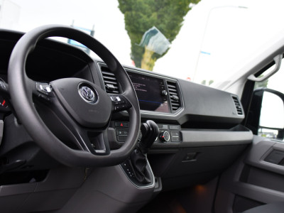 Volkswagen Crafter 35 2.0 TDI L3H3 Highline Cruise, Carplay, LED, Automaat, 177pk, Sensoren, Multimedia, Geveerde stoel, Uniek! foto 11