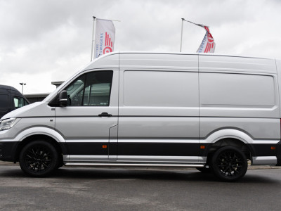 Volkswagen Crafter 35 2.0 TDI L3H3 Highline PB Edition Full Options! Adaptieve Cruise, Carplay, LED, Leder, Stoelwarming, Trekhaak, Multimedia, Uniek! foto 7