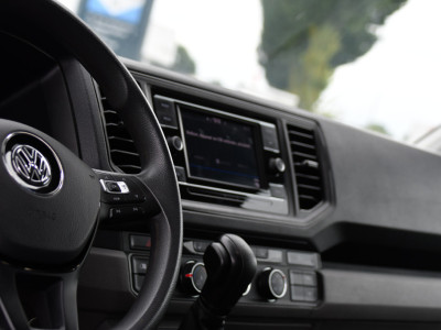 Volkswagen Crafter 35 2.0 TDI L3H3 PB Edition Adaptieve Cruise, Camera, LED, Carplay, Trekhaak, Automaat, 140pk, Sensoren, Multimedia, Uniek! foto 13