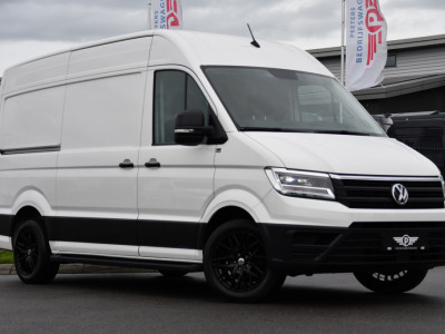 Volkswagen Crafter 35 2.0 TDI L3H3 PB Edition Adaptieve Cruise, Camera, LED, Carplay, Trekhaak, Automaat, 140pk, Sensoren, Multimedia, Uniek! foto 5