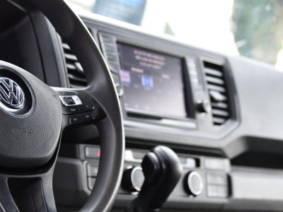 Volkswagen Crafter 35 2.0 TDI L3H3 PB Edition Camera, Adaptieve Cruise, Carplay, LED, Trekhaak, Multimedia, 140pk, Automaat, Sensoren, Uniek! foto 10