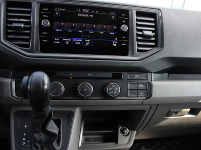 Volkswagen Crafter 35 2.0 TDI L3H3 PB Edition Camera, Cruise, Carplay, LED, Automaat, Sensoren, 140pk, Trekhaak, Multimedia, Uniek! foto 19