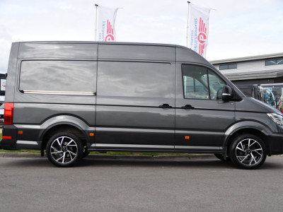 Volkswagen Crafter 35 2.0 TDI L3H3 PB Edition MARGE! Adaptieve Cruise, Camera, Carplay, 2 x Schuifdeur, Multimedia, LED, 177pk, Automaat, Stoelverwarming, Trekhaak, Uniek! foto 10