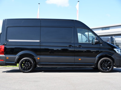 Volkswagen Crafter 35 2.0 TDI L3H3 RWD Black Edition Camera, Adaptieve Cruise, 3500kg Trekhaak, Automaat, LED, Geveerde stoel, 164pk, Massage stoel, Uniek! foto 10