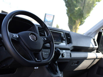 Volkswagen Crafter 35 2.0 TDI L3H3 RWD Black Edition Camera, Adaptieve Cruise, 3500kg Trekhaak, Automaat, LED, Geveerde stoel, 164pk, Massage stoel, Uniek! foto 12