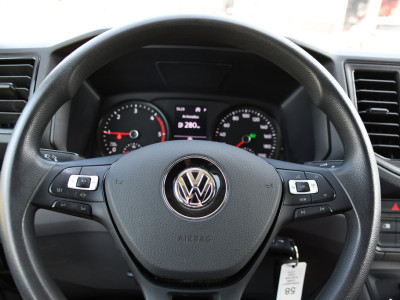 Volkswagen Crafter 35 2.0 TDI L3H3 RWD Black Edition Camera, Adaptieve Cruise, 3500kg Trekhaak, Automaat, LED, Geveerde stoel, 164pk, Massage stoel, Uniek! foto 14