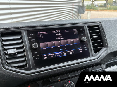 Volkswagen Crafter 35 2.0 TDI L4 Bakwagen Airco Carplay Laadklep 750kg Lat om Lat Lederen bekleding 20