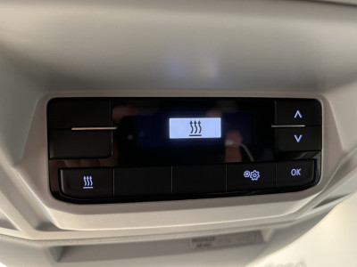 Volkswagen Crafter 35 2.0 TDI L4H3 180 PK / Euro 6 / Trekhaak 3.000 KG / Airco / CarPlay / Cruise Control / PDC / 57.400 KM !! foto 11