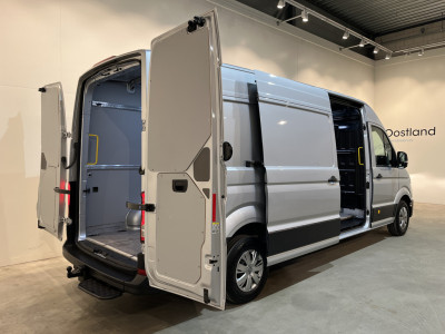 Volkswagen Crafter 35 2.0 TDI L4H3 180 PK / Euro 6 / Trekhaak 3.000 KG / Airco / CarPlay / Cruise Control / PDC / 57.400 KM !! foto 2