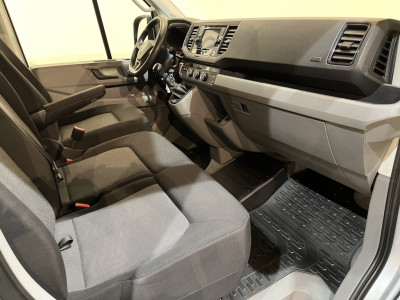 Volkswagen Crafter 35 2.0 TDI L4H3 180 PK / Euro 6 / Trekhaak 3.000 KG / Airco / CarPlay / Cruise Control / PDC / 57.400 KM !! foto 20