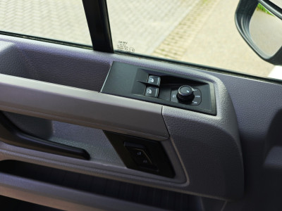 Volkswagen Crafter 35 2.0 TDI L4H3 Comfortline - 140 Pk - Euro 6 - Airco - Cruise Control foto 18
