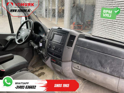 Volkswagen Crafter 35 2.0 TDI Open laadbak/ Kipper/ Tacho/ Dubbel lucht/ 3.5t Trekverm./ Gev.stoel/ Cruise/ Airco/ 350x200x40/ Pick Up foto 11