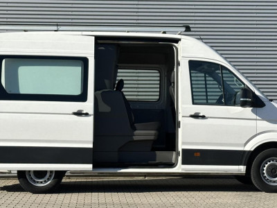 Volkswagen Crafter 35 2.0 TDI RWD L2H2 DC Dubbele cabine Highline 177pk achterwielaanrijving foto 3