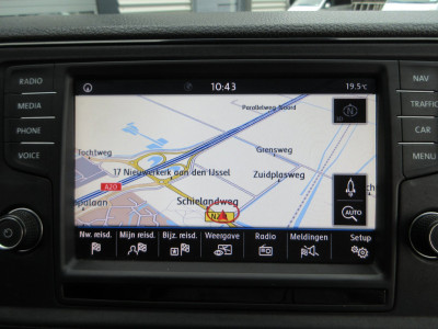 Volkswagen Crafter 35 2.0 TDI ,euro 6 ,automaat, camera ,navigatie, L3H2 (L2H1) trekhaak foto 10