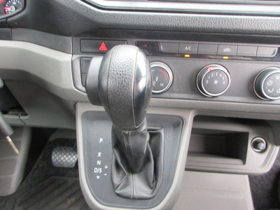 Volkswagen Crafter 35 2.0 TDI ,euro 6 ,automaat, camera ,navigatie, L3H2 (L2H1) trekhaak foto 12