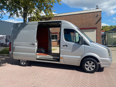 Volkswagen Crafter 35 2.5 TDI L2H2 DC Trendline / Airco / Automaat / Cruise Control / 100KW=166PK/ 2X Zijdeur L+R / foto 4