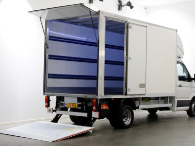 Volkswagen Crafter 50 2.0 TDI 177pk Bakwagen met laadklep en zijdeur 05-2022 foto 3