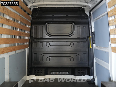 Volkswagen Crafter 102pk L3H3 Trekhaak Airco Cruise Parkeersensoren v+a Euro6 L2H2 Airco Trekhaak Cruise control 10