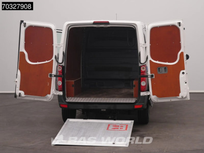 Volkswagen Crafter 109pk L1H1 Airco Cruise Parkeersensoren Euro6 L1 Airco Cruise control foto 9