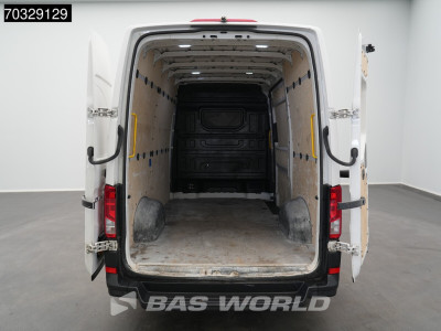 Volkswagen Crafter 140pk Automaat L3H3 Airco Cruise Parkeersensoren v+a Euro6 L2H2 Airco Cruise control 8