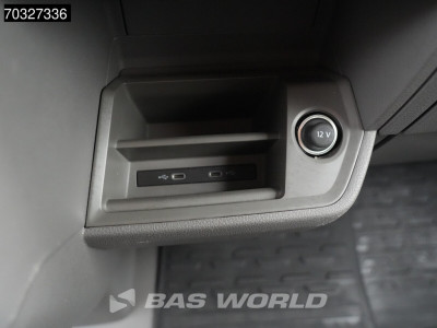 Volkswagen Crafter 140pk Automaat L3H3 Trekhaak Airco Cruise Parkeersensoren v+a APK 05-2027 Euro6 L2H2 Airco Trekhaak Cruise control 15