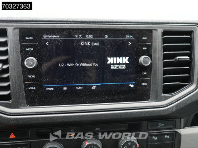 Volkswagen Crafter 140pk Automaat L3H3 Trekhaak Navi Airco Cruise Parkeersensoren v+a Euro6 L2H2 Airco Trekhaak Cruise control 15