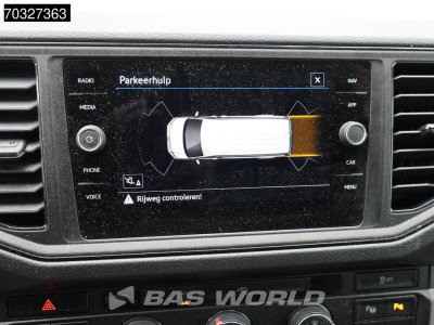 Volkswagen Crafter 140pk Automaat L3H3 Trekhaak Navi Airco Cruise Parkeersensoren v+a Euro6 L2H2 Airco Trekhaak Cruise control 21