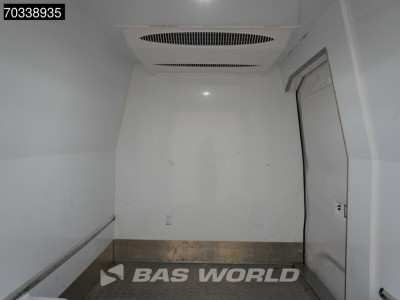 Volkswagen Crafter 140pk Koelwagen Kerstner Cooljet L3H3 AC/Climate Parkeersensoren Euro6 L2H2 Koel Koeler Kühl Kühler Kühlwagen Kühlkasten Airco foto 11