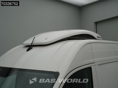 Volkswagen Crafter 140pk Koelwagen Kerstner Cooljet L3H3 AC/Climate Parkeersensoren Euro6 L2H2 Koel Koeler Kühl Kühler Kühlwagen Kühlkasten Airco foto 16