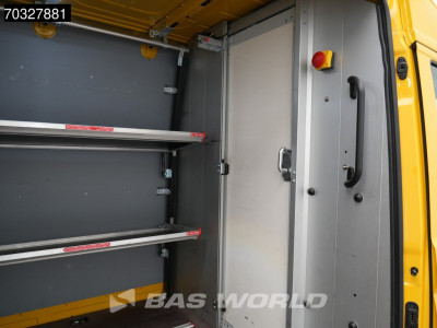 Volkswagen Crafter 140pk L3H3 Airco Cruise Camera Pakketwagen Euro6 L2 Airco Cruise control 12