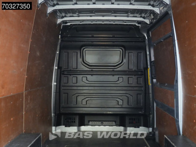 Volkswagen Crafter 140pk L3H3 Airco Cruise Navi CarPlay PDC L2H2 L3 L2 Airco Trekhaak Cruise control foto 8