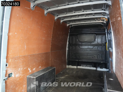 Volkswagen Crafter 140pk L3H3 Trekhaak Navi Airco Cruise Camera Parkeersensoren v+a Euro6 L2H2 Airco Trekhaak Cruise control 10