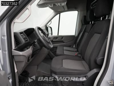 Volkswagen Crafter 140pk L3H3 Trekhaak Navi Airco Cruise Camera Parkeersensoren v+a Euro6 L2H2 Airco Trekhaak Cruise control 12