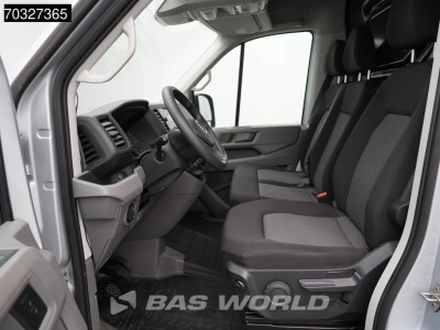 Volkswagen Crafter 140pk L3H3 Trekhaak Navi Airco Cruise Parkeersensoren Euro6 L2H2 Airco Trekhaak Cruise control 12